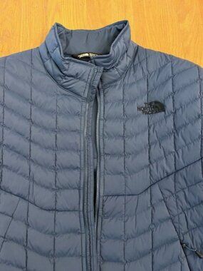 The North Face Thermoball jacket - Men's Large